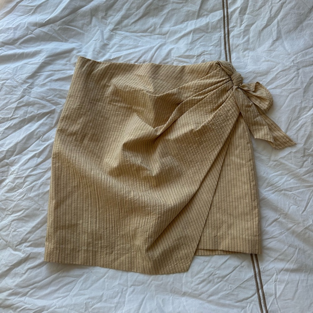 Zara Beige Pinstripe Tie-Waist Mini Skirt